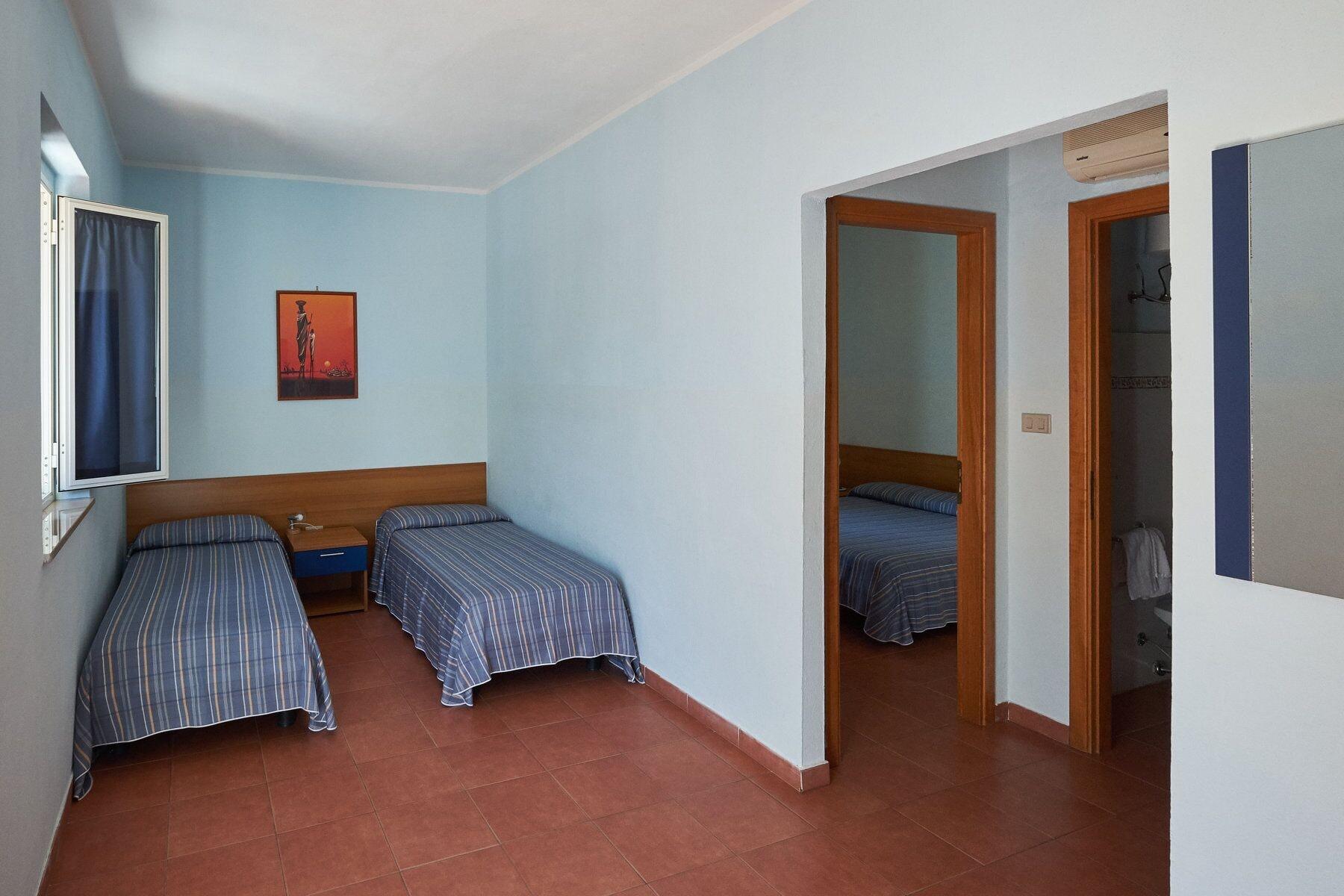 Hotel Villaggio L'oasi 4*